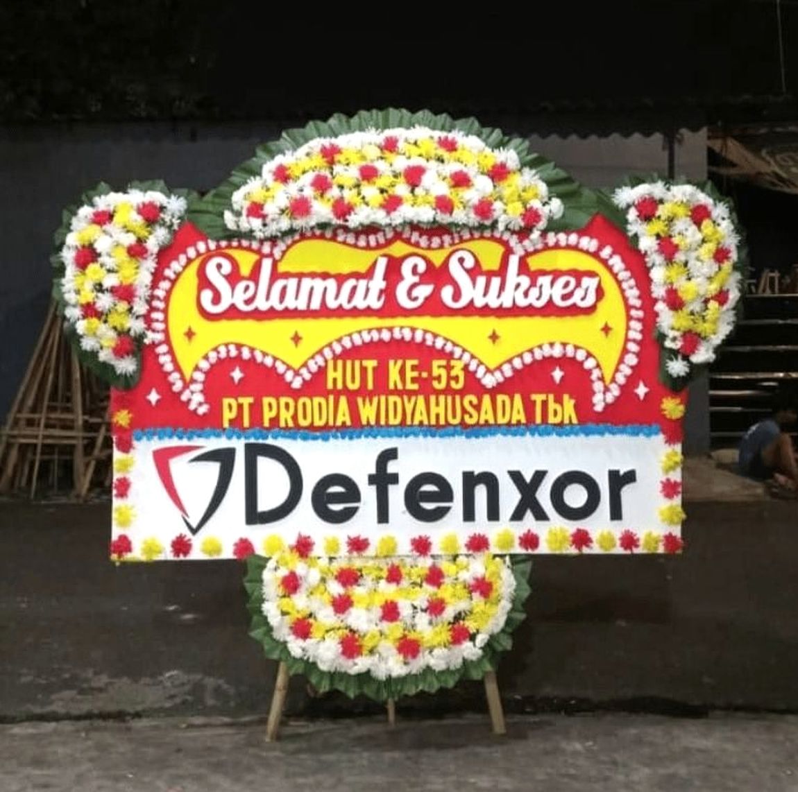 Bunga Papan Ucapan Selamat 749rb - ukuran 1.2x2 meter, layanan antar hari ini se-Jabodetabek