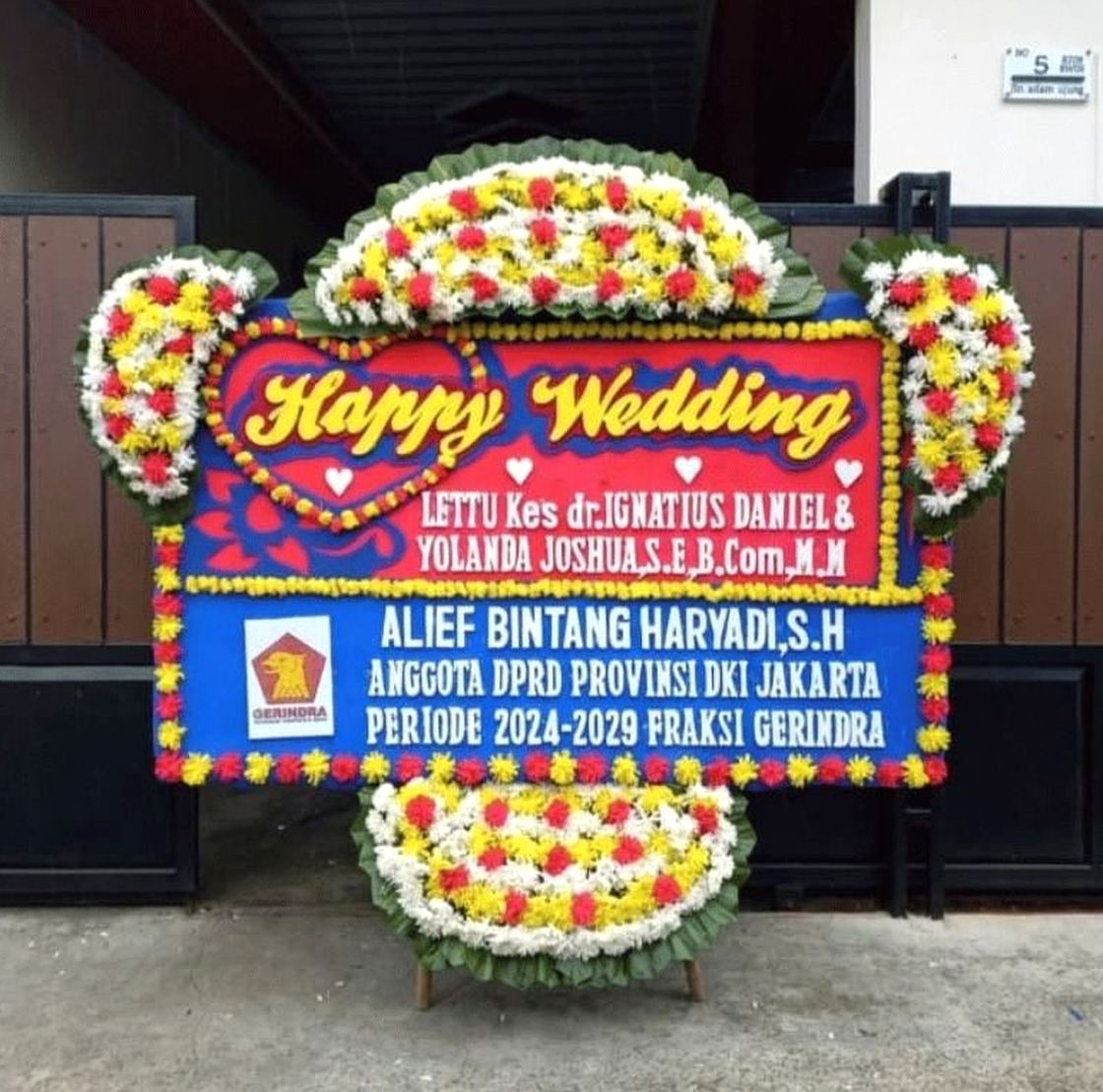Bunga Papan Happy Wedding 749rb ukuran 1.2x2 meter (EBW-C-01) Karangan Bunga Papan Happy Wedding 749rb ukuran 1.2x2 meter, Elite Bloom antar Jakarta & sekitarnya